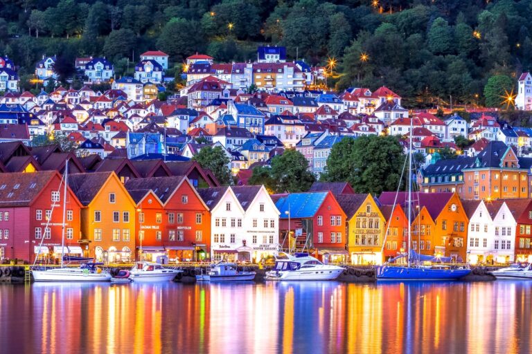 Ultimate Travel Guide to Bergen, Norway: Hotels & Activities Ultimate Travel Guide to Bergen, Norway: Hotels & Activities